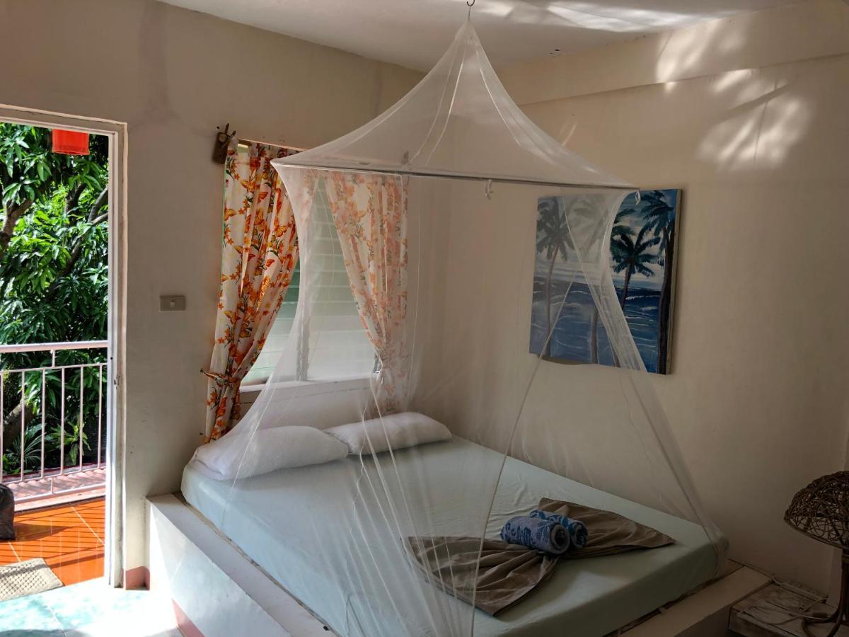 Puerto Galera Hostel Εξωτερικό φωτογραφία