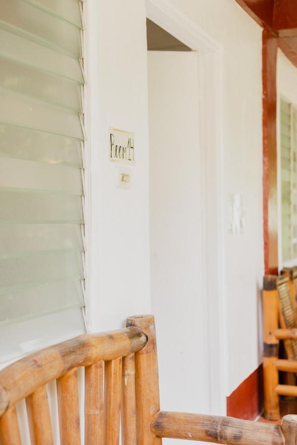 Puerto Galera Hostel Εξωτερικό φωτογραφία