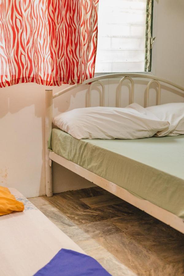 Puerto Galera Hostel Εξωτερικό φωτογραφία