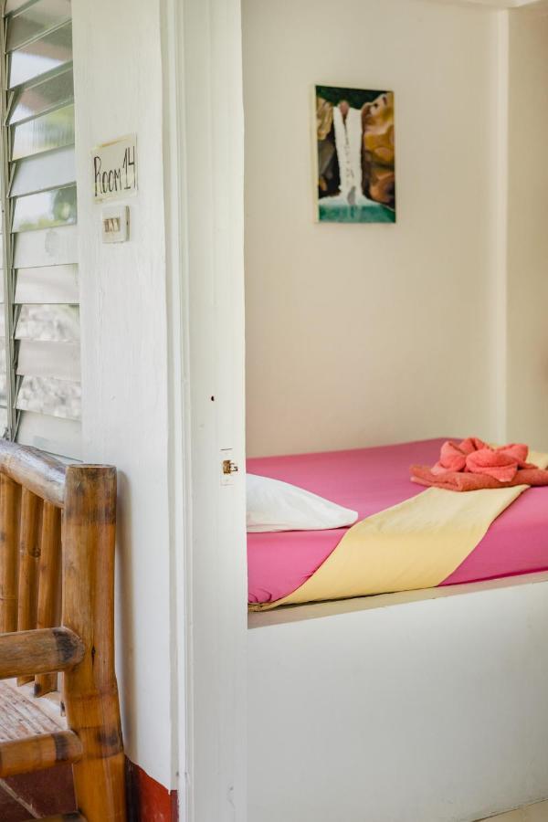 Puerto Galera Hostel Εξωτερικό φωτογραφία