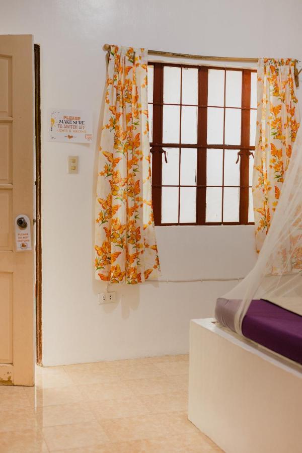 Puerto Galera Hostel Εξωτερικό φωτογραφία