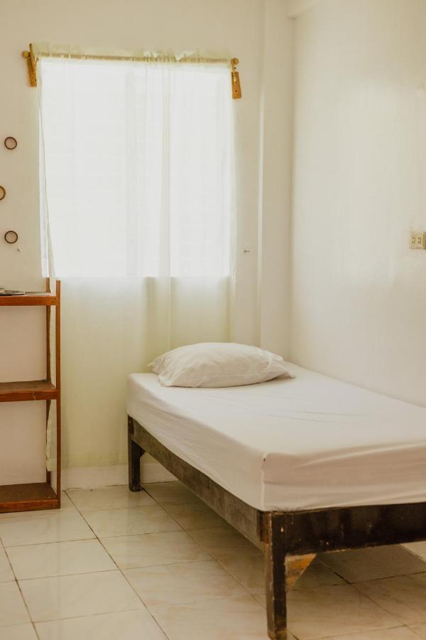 Puerto Galera Hostel Εξωτερικό φωτογραφία